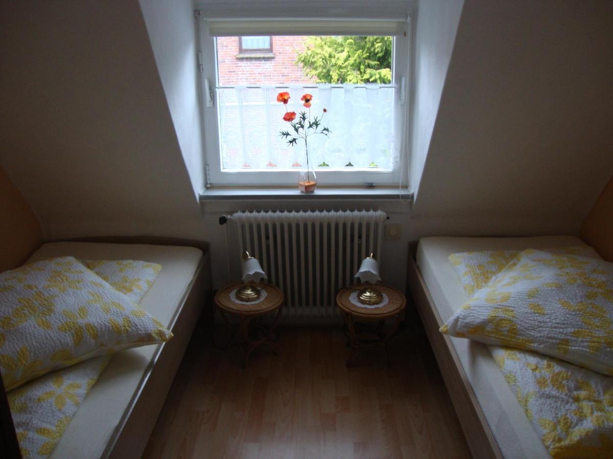 Poppenga - Feha Wallperle Emden Bagian luar foto