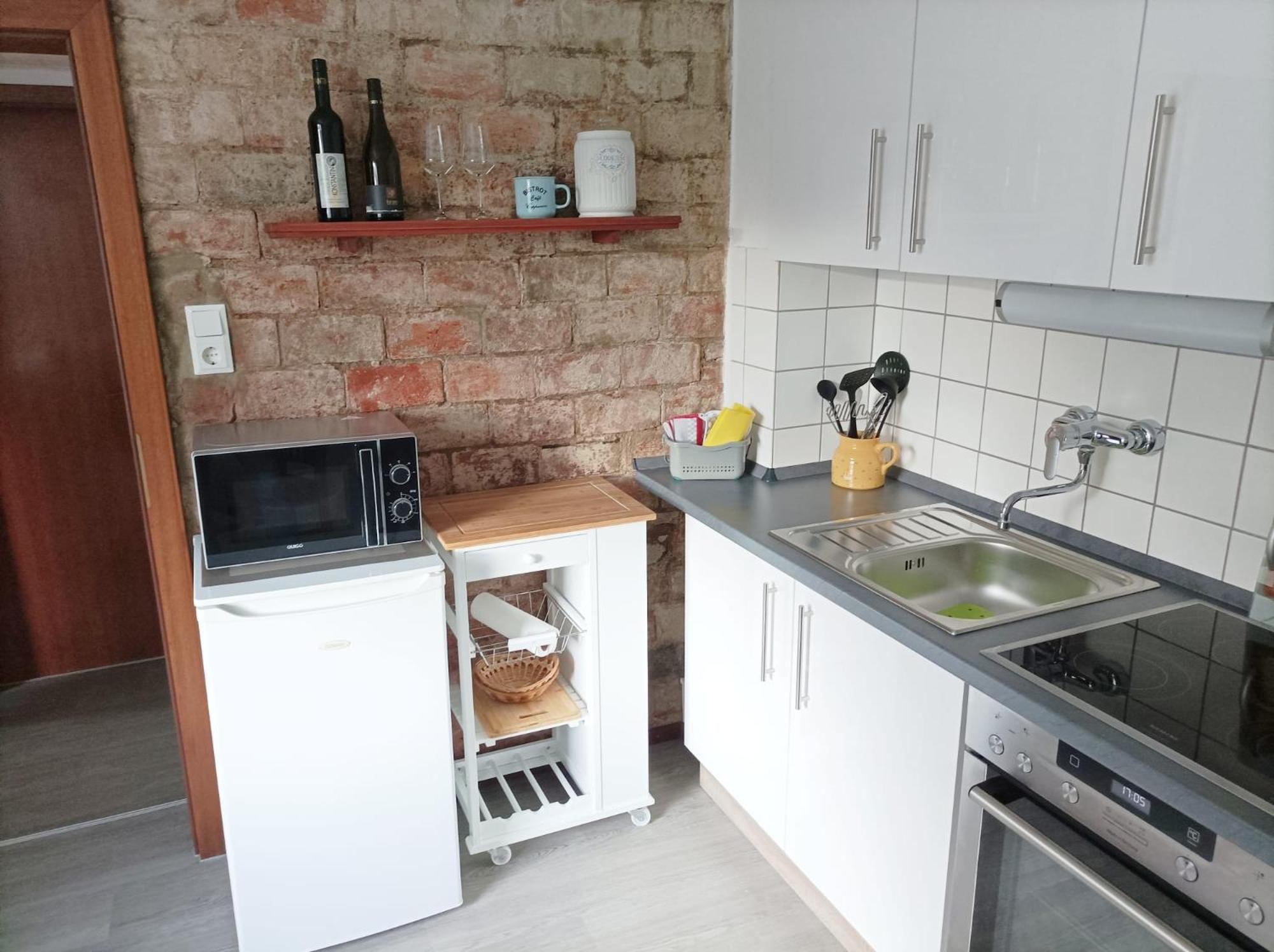 Poppenga - Feha Wallperle Emden Bagian luar foto